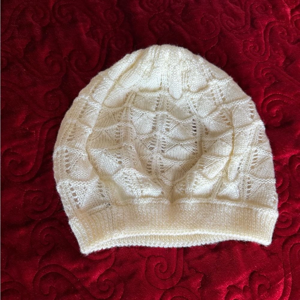 Elegant Cream Knit Beanie
